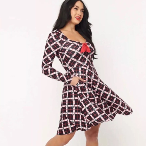 Hello Kitty X Unique Vintage Hello Gorgeous Christmas Character Dress NWT 3X - Picture 2 of 16